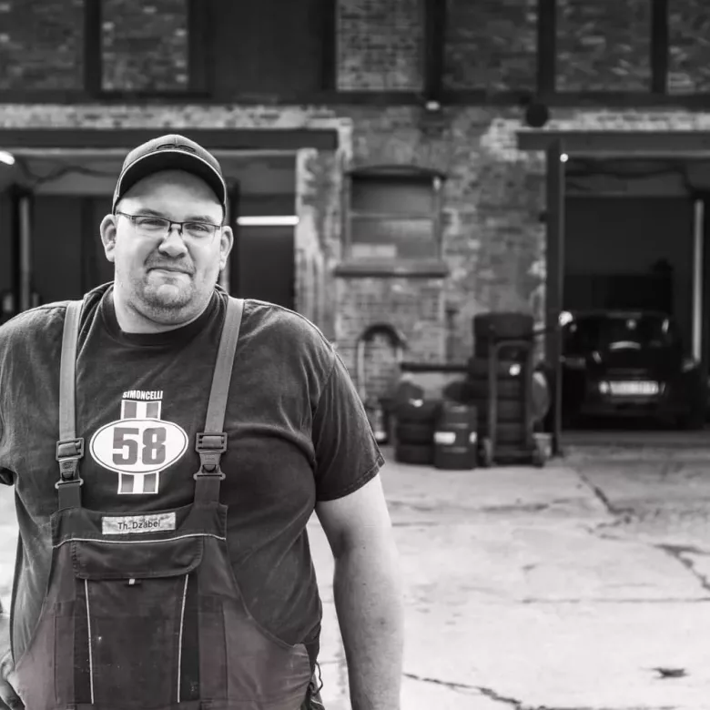 Thomas Dzäbel Fahrzeugtechnik - Sebastian Schollmeyer